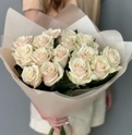 Букет «15 кремовых роз»